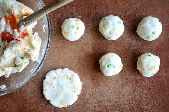 Оладьи из картофельного пюре Оладьи из картофельного пюре