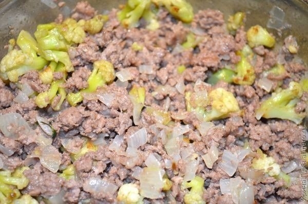 Открытый мясной пирог (из картофельного теста) Открытый мясной пирог (из картофельного теста)