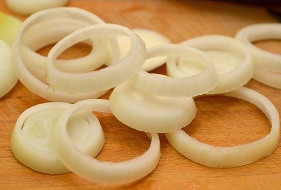 Луковые колечки в кляре Луковые колечки в кляре