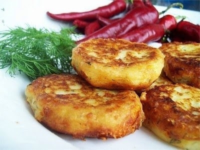 Картофельные котлеты с сыром и укропом