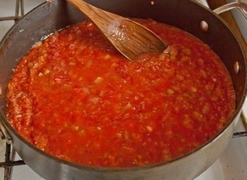 Курица с рисом в томате Курица с рисом в томате