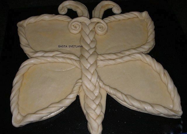 Пирог Бабочка с творожным кремом и вареньем