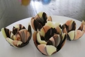 Шоколадные креманки-тюльпаны