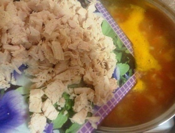 Сырный суп с куриным филе Сырный суп с куриным филе