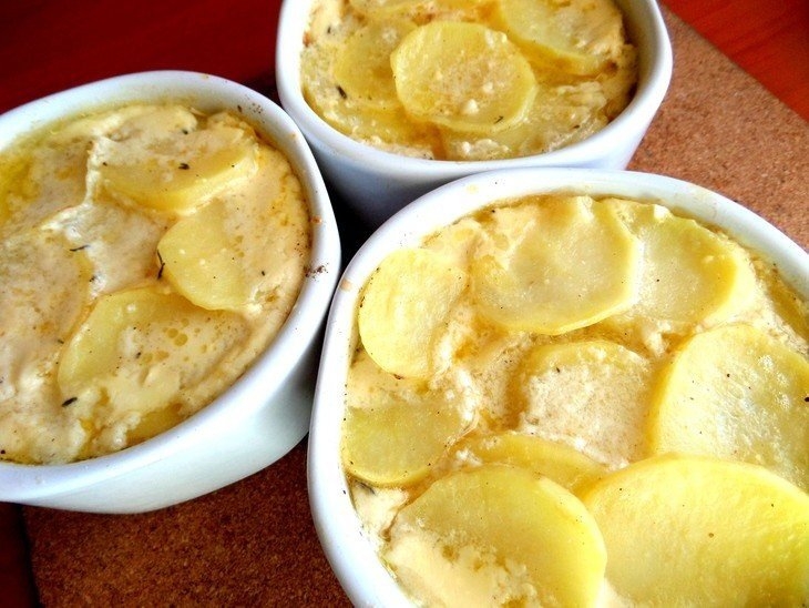 Запеченный картофель по-французски Запеченный картофель по-французски