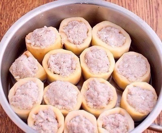 Потрясающая фаршированная картошечка Потрясающая фаршированная картошечка