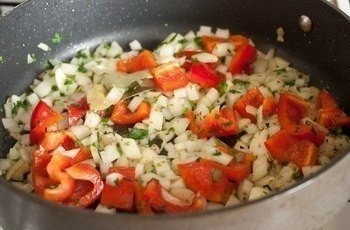 Фрикасе из курицы по-креольски Фрикасе из курицы по-креольски