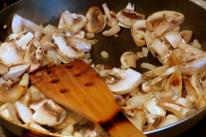 ПИРОГ С КУРИЦЕЙ И ГРИБАМИ ПИРОГ С КУРИЦЕЙ И ГРИБАМИ