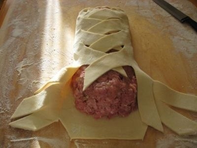 Мясной рулет в тесте по-домашнему Мясной рулет в тесте по-домашнему