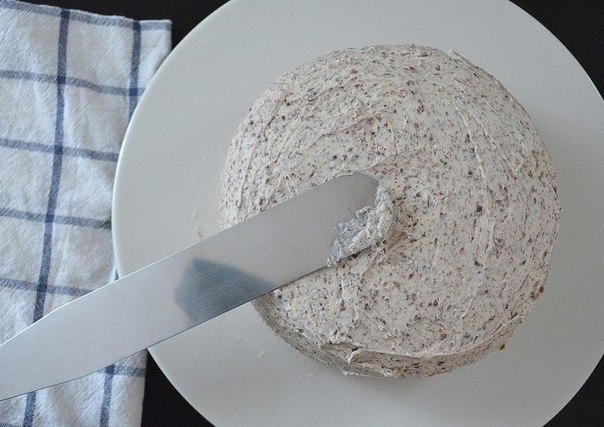 Блинный торт с шоколадом. Блинный торт с шоколадом.