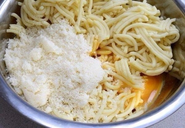 Картофельные пирожки с грибами Картофельные пирожки с грибами