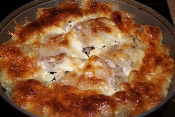 Куриные бедра в картофельном кольце Куриные бедра в картофельном кольце
