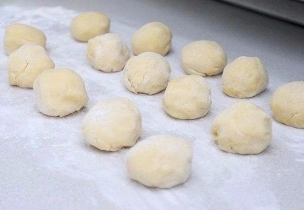 Картофельные пирожки с грибами Картофельные пирожки с грибами