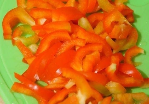 Салат с курицей и морковью по-корейски Салат с курицей и морковью по-корейски