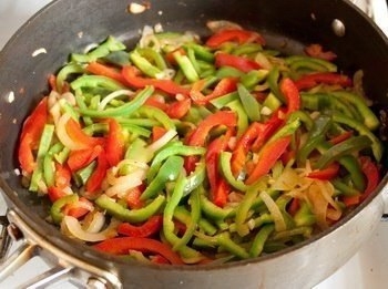 Пеппероната с курицей Пеппероната с курицей