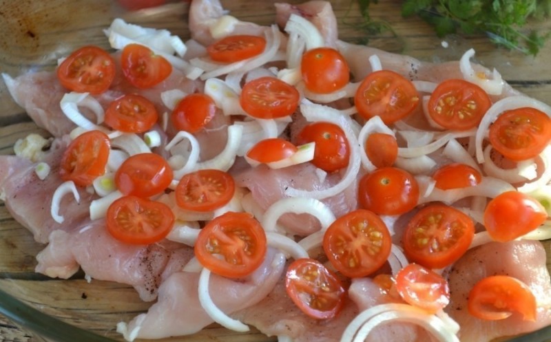 Куриные грудки по-французски Куриные грудки по-французски