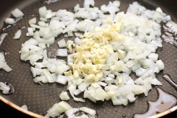 Куриные сердечки, тушеные в сметане Куриные сердечки, тушеные в сметане