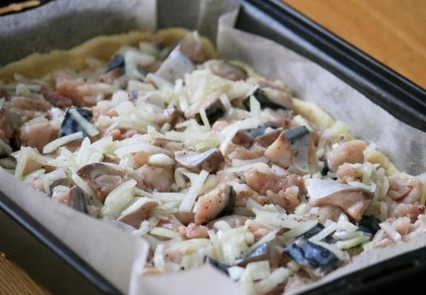 Пирог со скумбрией Пирог со скумбрией