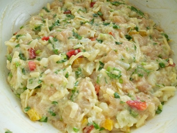 Куриные рубленые котлеты с цветной капустой и болгарским перцем Куриные рубленые котлеты с цветной капустой и болгарским перцем
