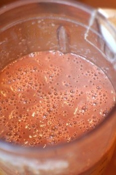 Печеночный торт со сметанным соусом Печеночный торт со сметанным соусом