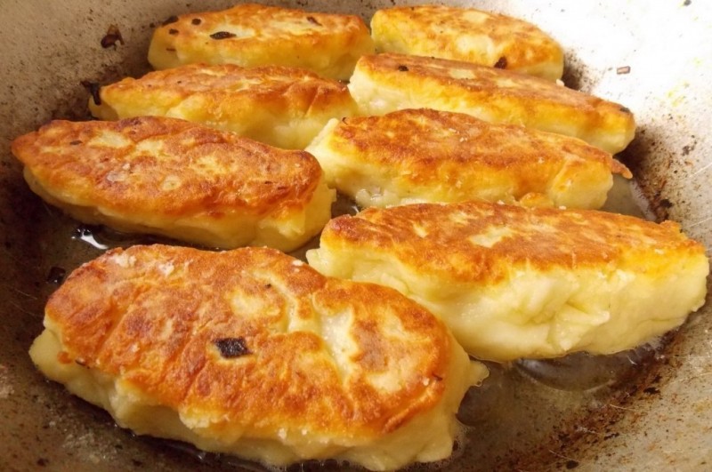 Картофельные зразы с грибной начинкой Картофельные зразы с грибной начинкой
