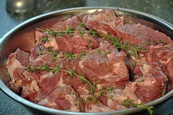 Мясо по-французски. Мясо по-французски.