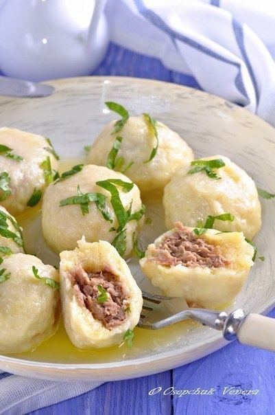 Картофельно-сырные ньокки, фаршированные мясом Картофельно-сырные ньокки, фаршированные мясом