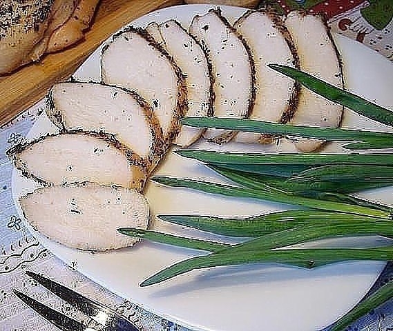 Вкуснейшая куриная пастрома. Вкуснейшая куриная пастрома.