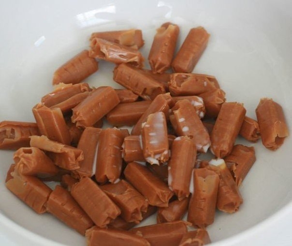 Конфеты с карамелью в шоколадной глазури