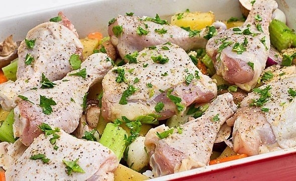 Запеченная курица с овощами Запеченная курица с овощами