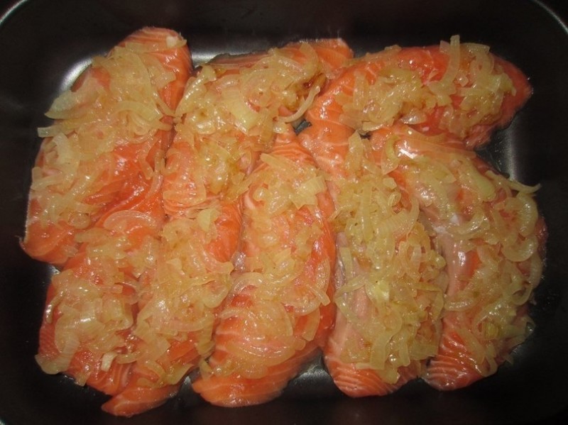 Филе форели (или сёмги), приготовленное в духовке