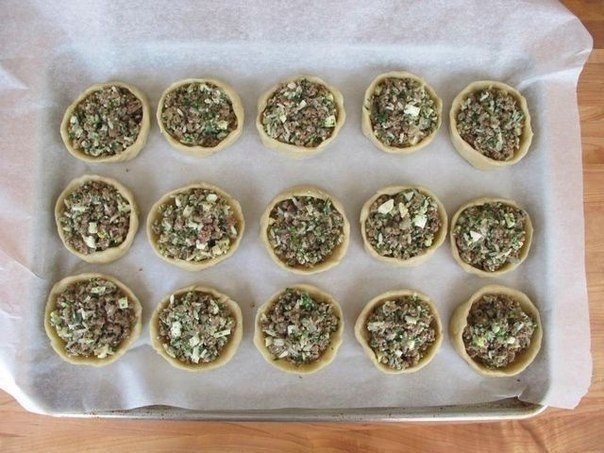 Мини - пироги с мясом и рисом Мини - пироги с мясом и рисом