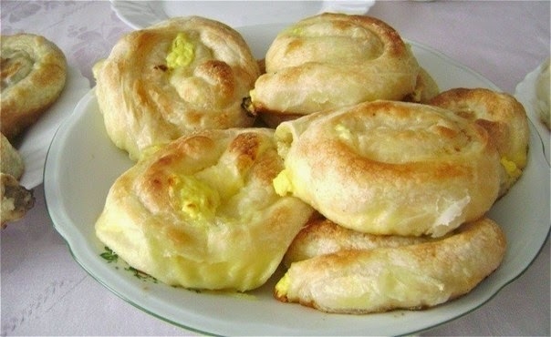 Теплый завтрак по-турецки — су-бурек с сыром