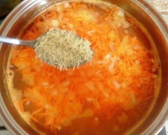 Сырный суп с куриным филе Сырный суп с куриным филе