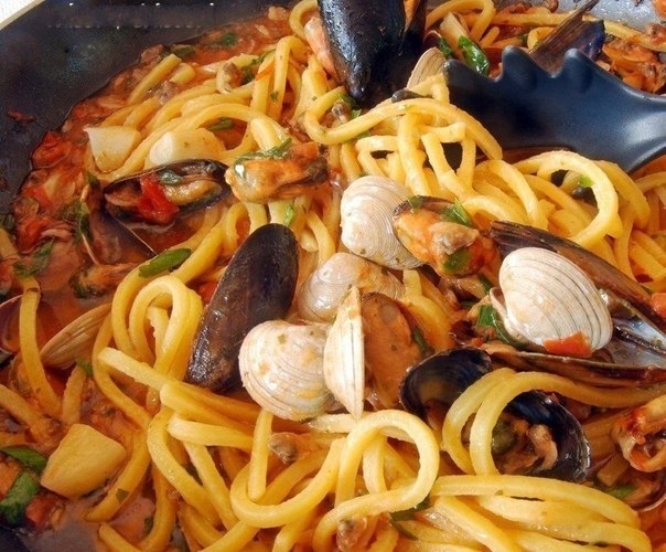 Лапша с морепродуктами Лапша с морепродуктами