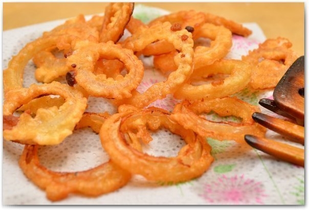 Луковые кольца в кляре Луковые кольца в кляре