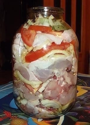 Курица в банке. Курица в банке.