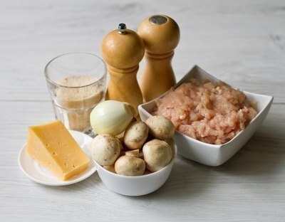 Куриные котлеты с грибами и сыром Куриные котлеты с грибами и сыром