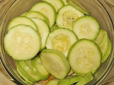 Жареные кабачки с чесночным соусом Жареные кабачки с чесночным соусом