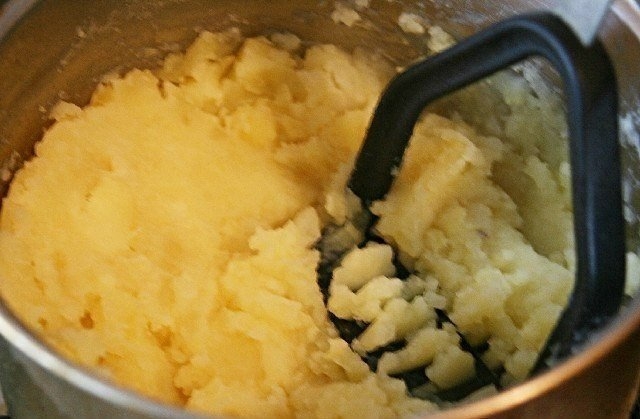 Лепешки с картошкой и сыром