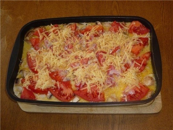 Свинина, запеченная с овощами под соусом бешамель Свинина, запеченная с овощами под соусом бешамель