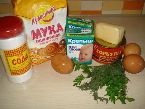 Наипростейший и довольно бюджетный рыбный пирог Наипростейший и довольно бюджетный рыбный пирог
