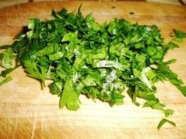 Салат из куриных сердечек — лёгкий и вкусный деликатес Салат из куриных сердечек — лёгкий и вкусный деликатес