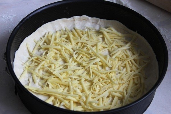 Киш с грибами и помидорами. Киш с грибами и помидорами.