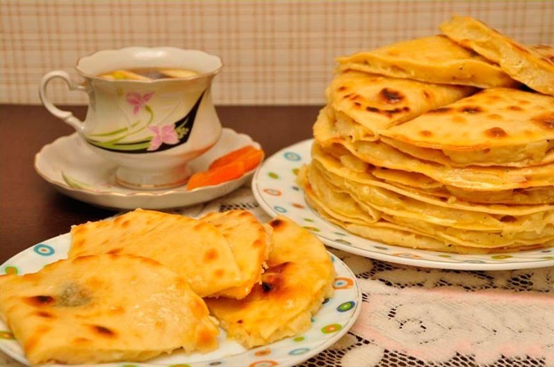 Кыстыбый — вкусные татарские лепешечки с картошкой-пюре