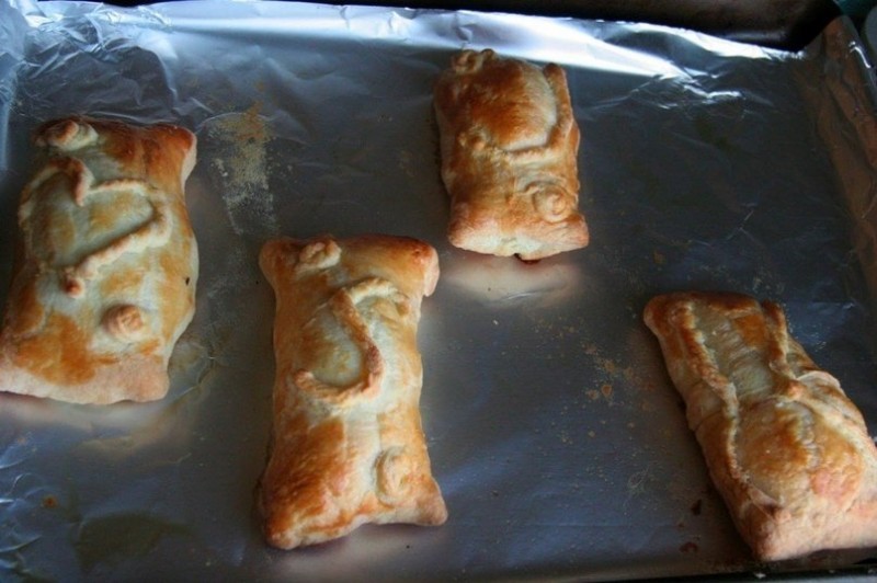 Пирожки с курицей и сливочным сыром Пирожки с курицей и сливочным сыром