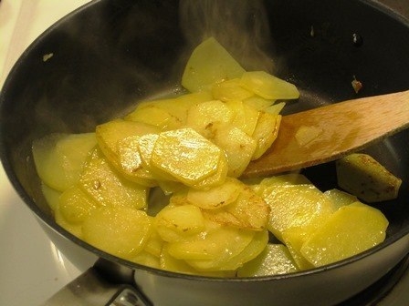Картофель с чесноком. Картофель с чесноком.