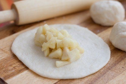 Яблочные пирожки. Яблочные пирожки.