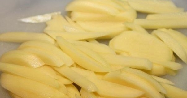 Картошка жареная в мультиварке Картошка жареная в мультиварке