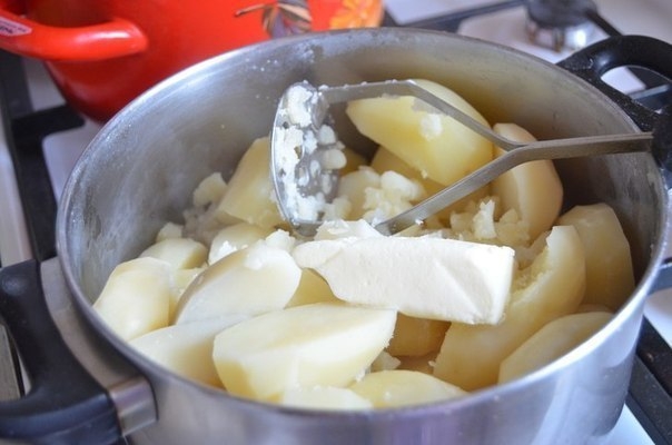 Пирожки картофельные бабушкины Пирожки картофельные бабушкины